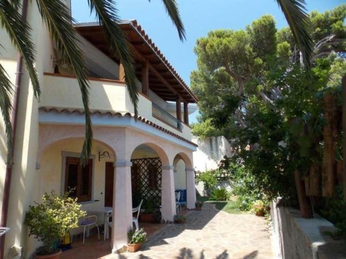 Casa In Riva Al Mare Appartement Cala Gonone Buitenkant foto